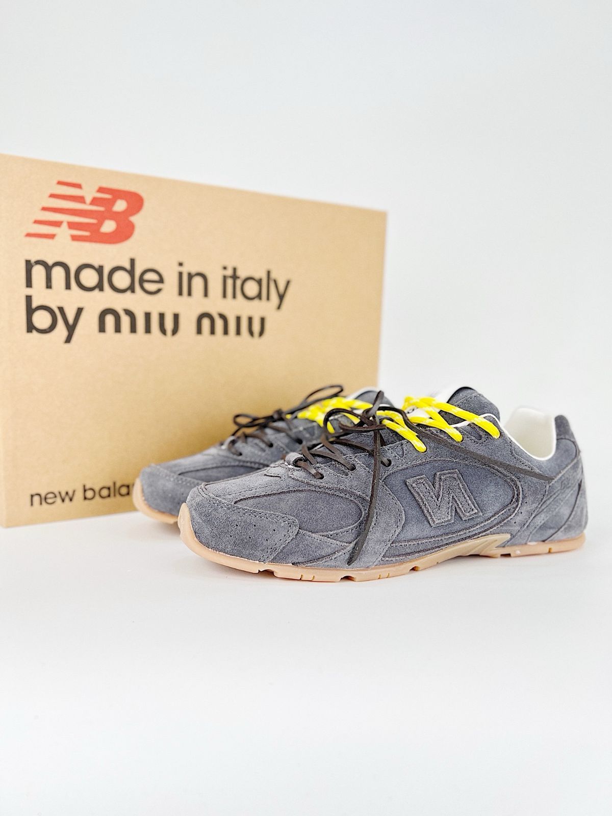 【新品未使用】miumiu x new balance 530 スニーカーサイズ