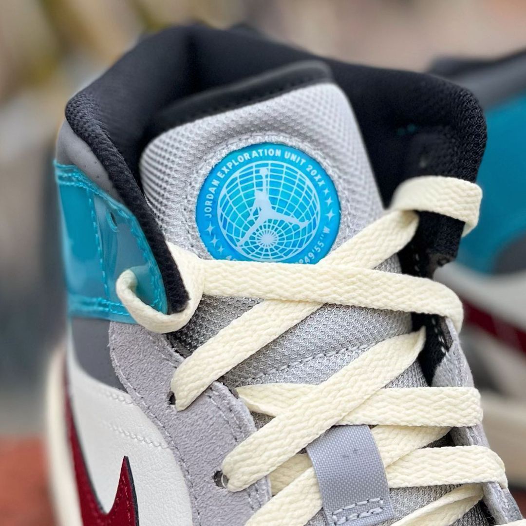 エアジョーダン　BUILT FOR MORE AIR JORDAN 1 MID 'EXPLORATION UNIT' エア ジョーダン 1 ミッド