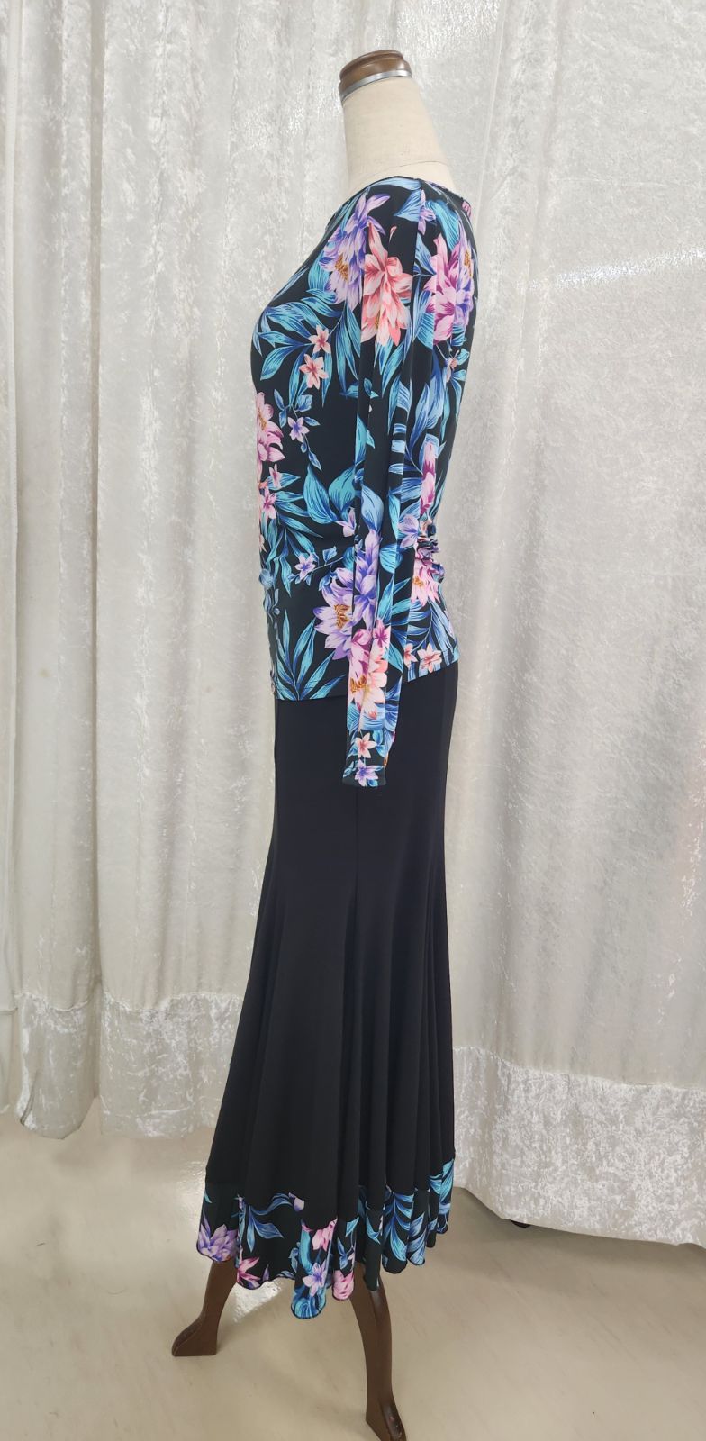 パーティードレス