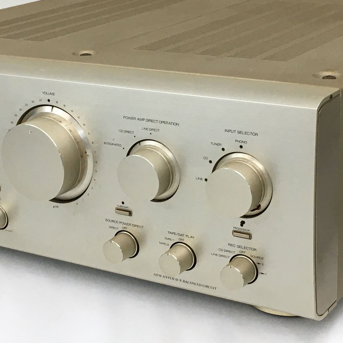 【ジャンク品】SANSUI AU-a 607MR　サンスイ　プリメインアンプ SANSUI サンスイ AU-α607MR プリメインアンプ オーディオ 音響
