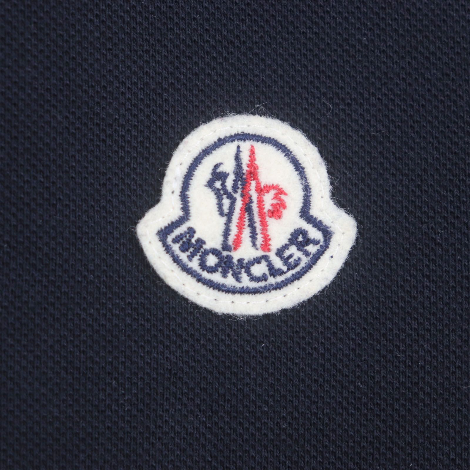 新品同様★モンクレール・コットン ワッペン付 リブライン ポロシャツ(S) MONCLER - サイズS□モンクレール□新品本物□ロゴワッペン付き