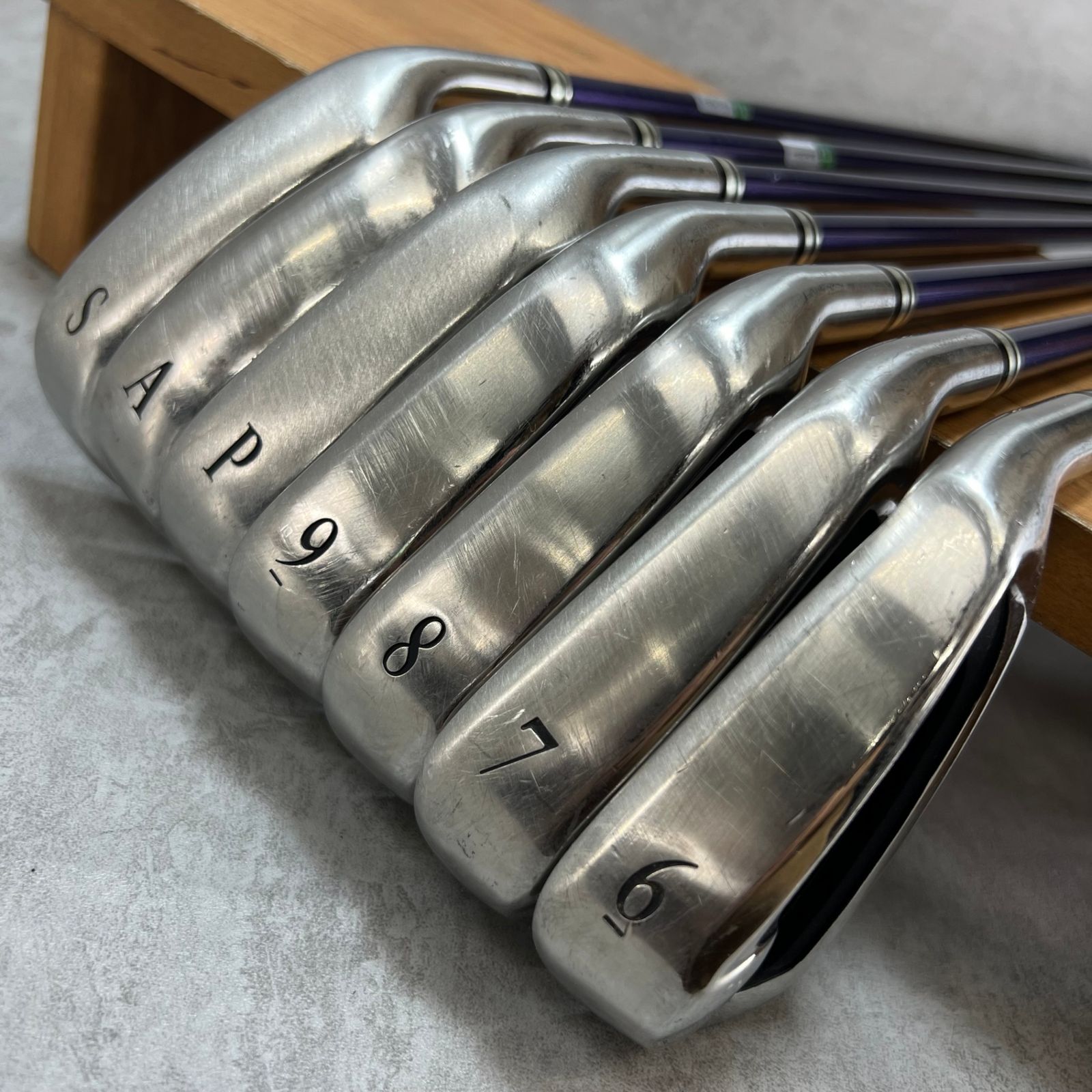 ゼクシオ 8代目 MP800 メンズゴルフ アイアンセット 7本 右利き用 SR