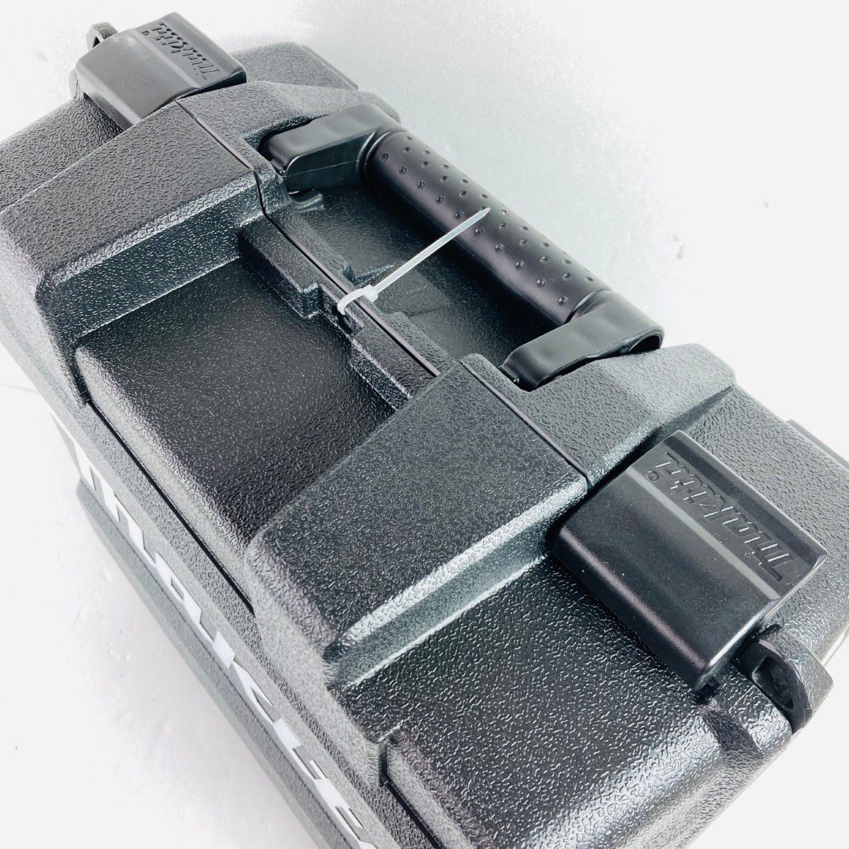 Makita - ＊＊MAKITA マキタ エアビス打ち機 25~41mm 未開封品 AR412HRM ブルー MAKITA マキタ エアビス打ち機 25~41mm 未開封品 AR412HRM