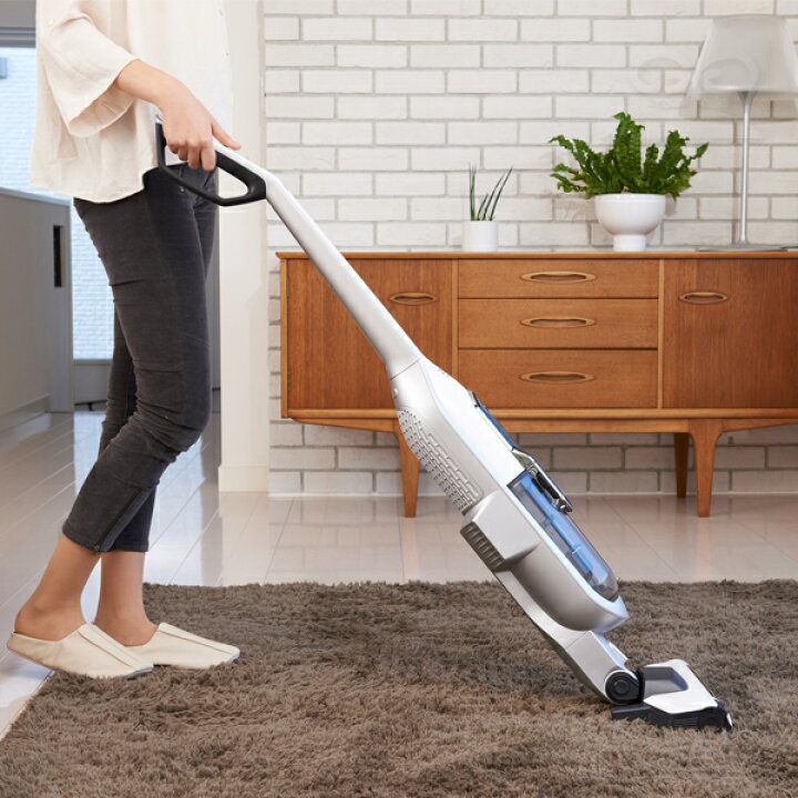 ボッシュ コードレスクリーナー アスリート 25.2V スノーホワイト(Bosch BCH6AT25JP サイクロン式 充電式 掃除機 ハンディー スティック 4242002851853)