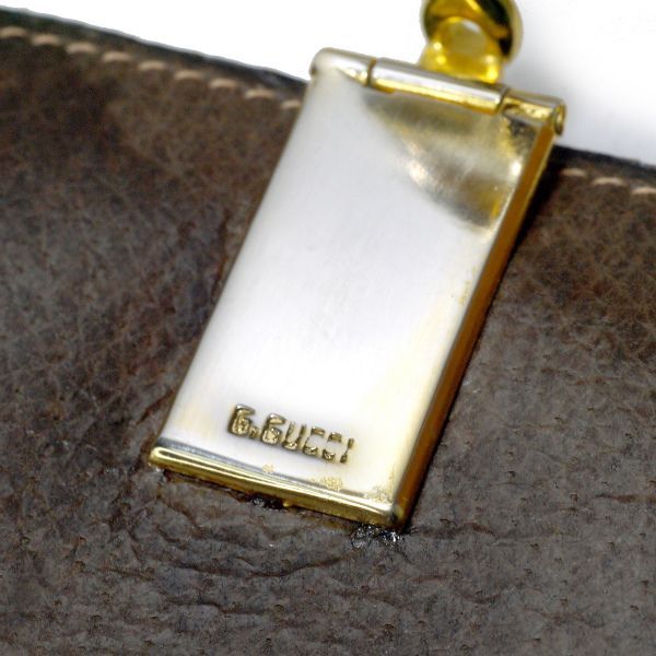 GUCCI グッチ ヴィンテージ 折り財布 ポーチ 金具 GG柄 ハーフムーン OLD Gucci ハーフムーン財布（茶GG) (GH-034C) - メルカリ