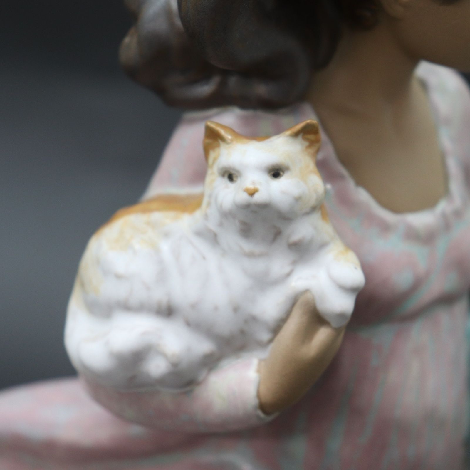 ルコさんご指定リヤドロナオ猫の陶器置物 2匹寄り添う