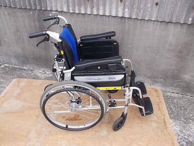 カワムラサイクル 自走用 超軽量 車椅子 ふわりす KF22-40SB ふわりす