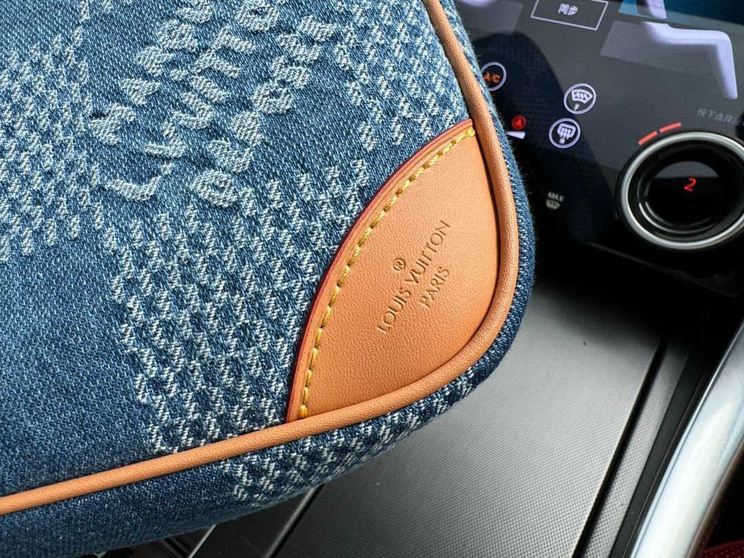 ルイヴィトンのショルダーバッグには