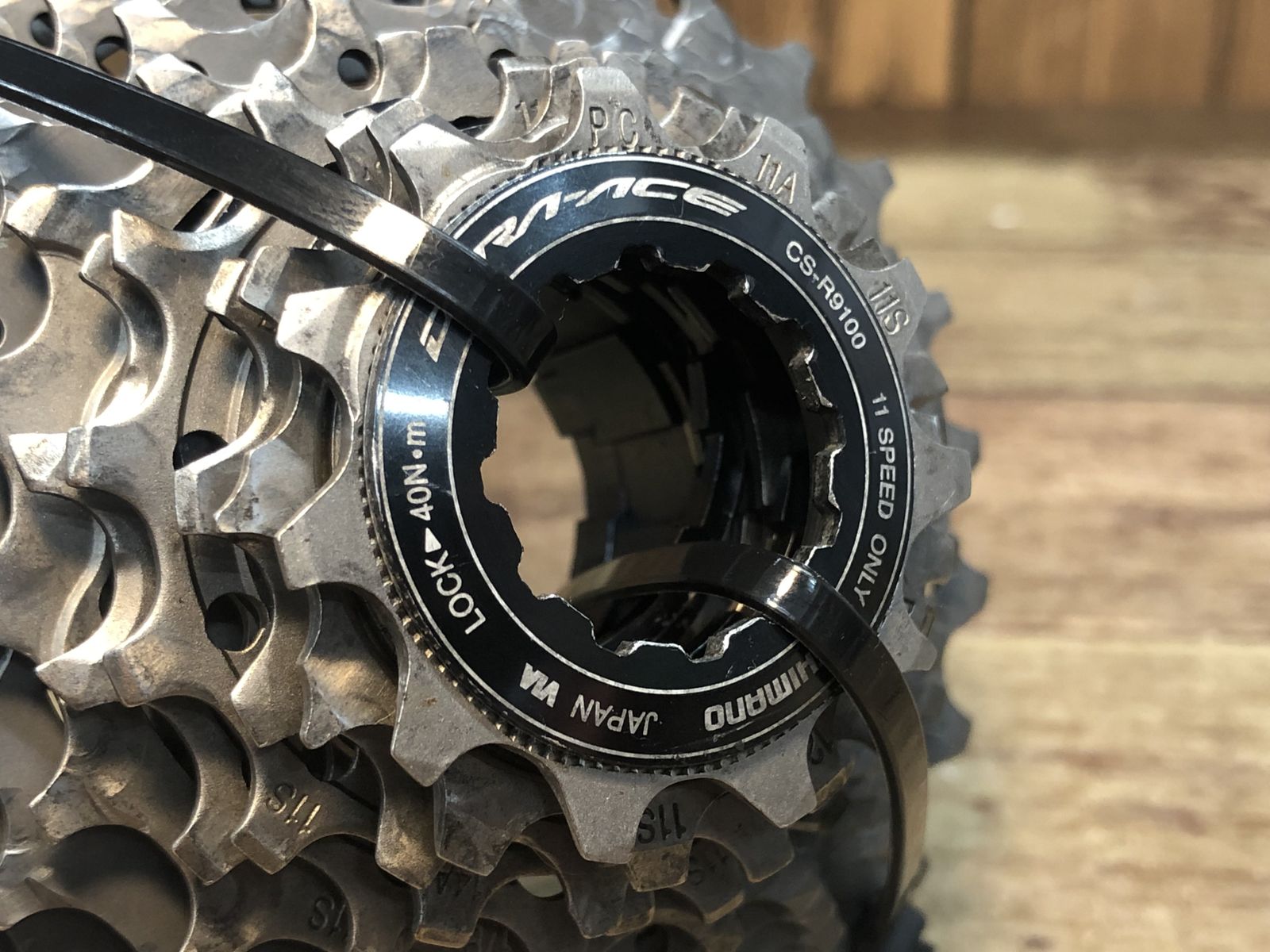 EZ382 シマノ SHIMANO デュラエース DURA-ACE CS-R9100