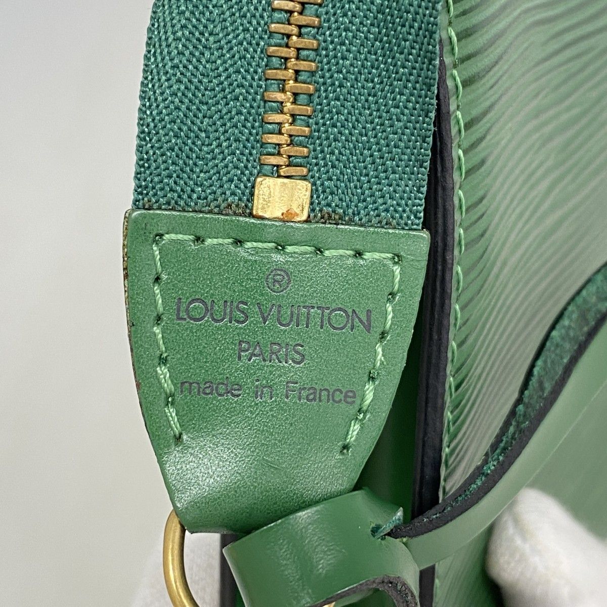セール☆Louis Vuitton ルイヴィトン エピ ポシェット アクセ