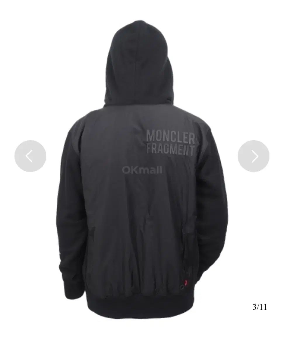 正規品 MONCLER(モンクレール) フード付き ジップアップパーカー 正規品 MONCLER(モンクレール) フード付き ジップアップパーカー
