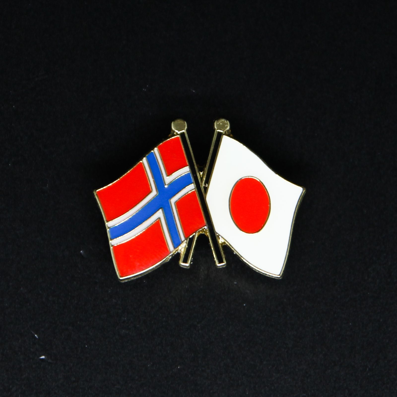 ＮＯノルウェー軍＊１９３０年代＊国旗ピン（実物） NOノルウェー軍＊1930年代＊国旗ピン（実物）｜ミリタリー