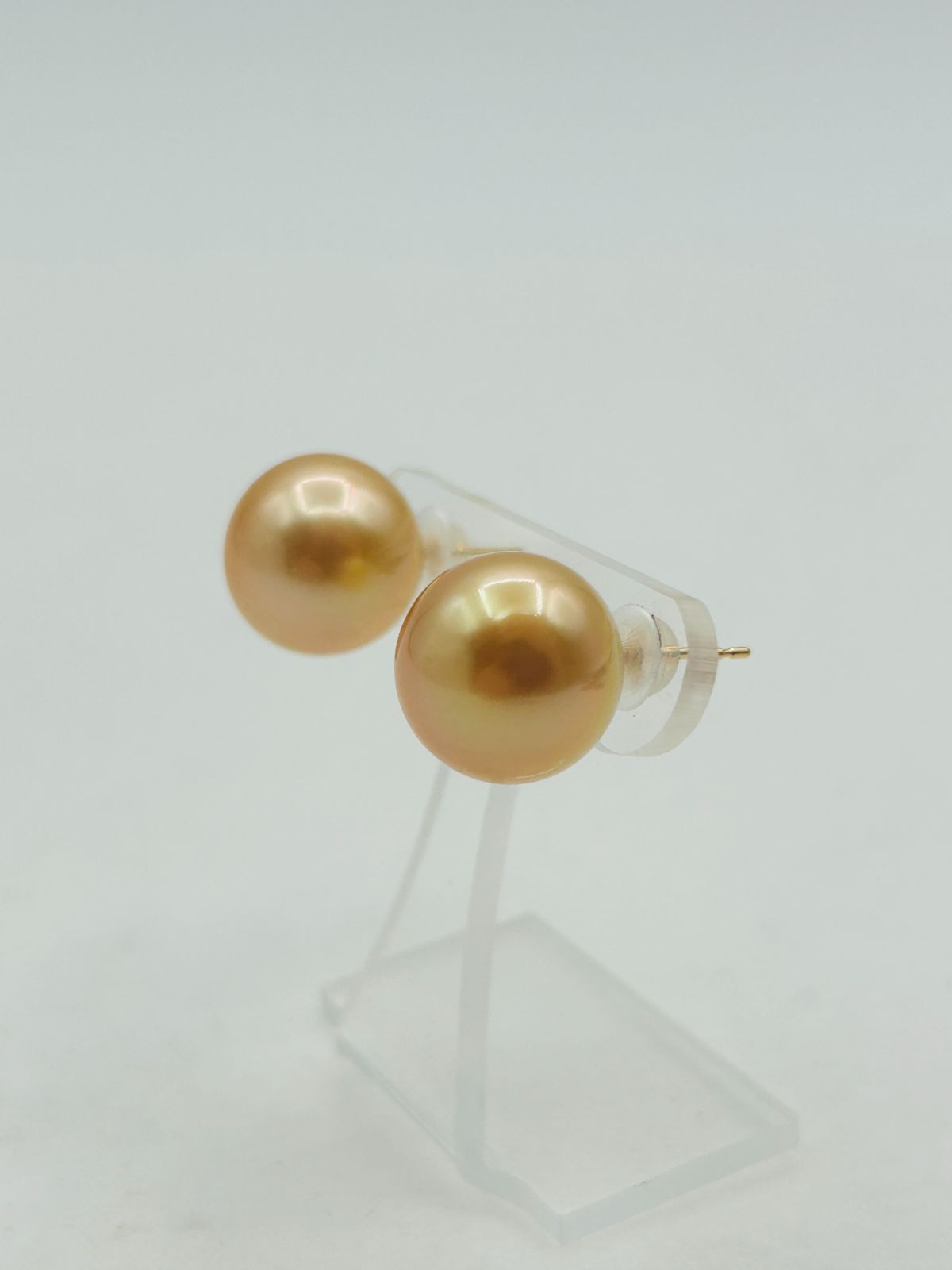 南洋白蝶真珠パールピアス 16×14mm ナチュラルゴールドカラー K18製