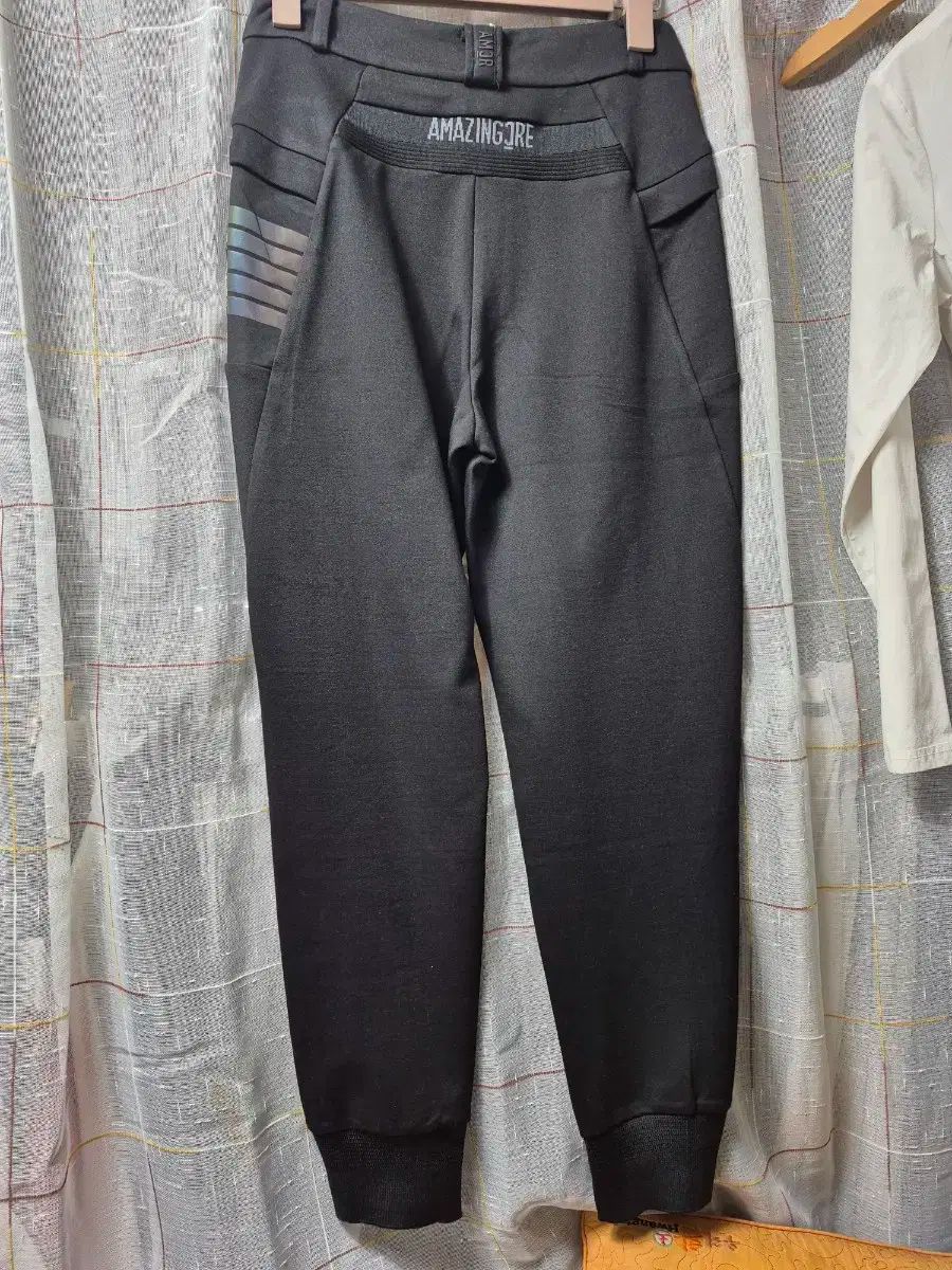 AMAZINGCORE GOLF レディース ブラック ズボン S 26 27