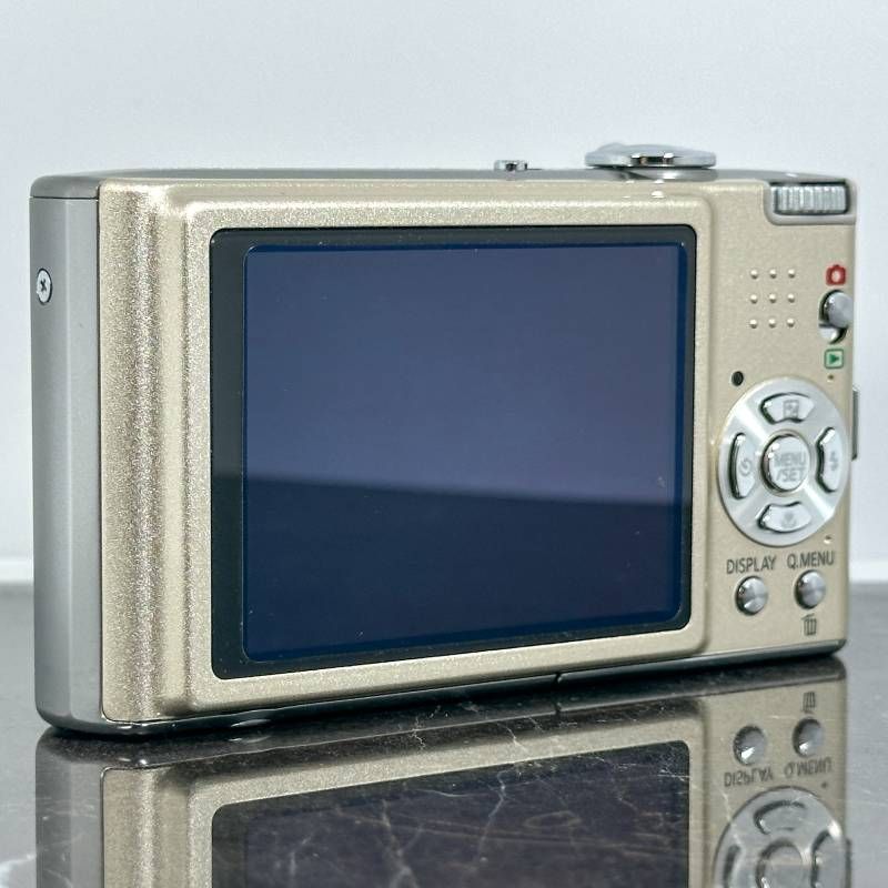 Panasonic LUMIX DMC-FX40 ゴールド② Panasonic LUMIX DMC-FX40 ゴールド - メルカリ