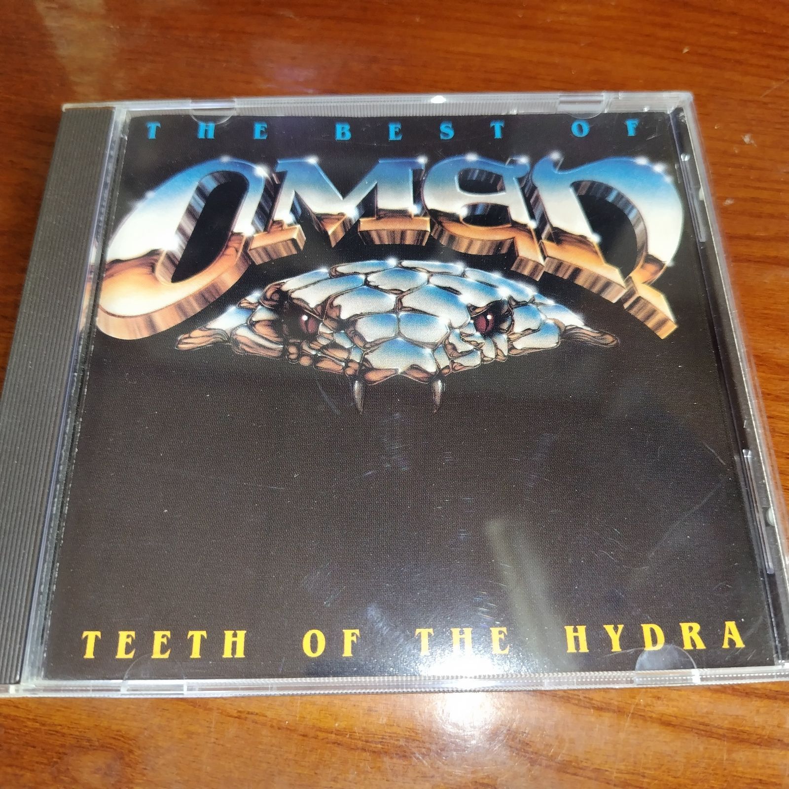 OMEN「THE BEST OF OMEN~TEETH OF THE HYDRA～」輸入盤中古CD