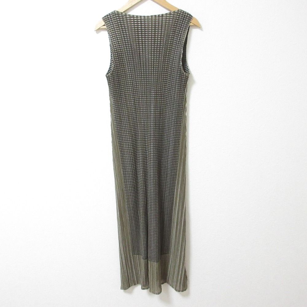 プリーツプリーズ イッセイミヤケ チェック柄 襟付き ノースリーブ  