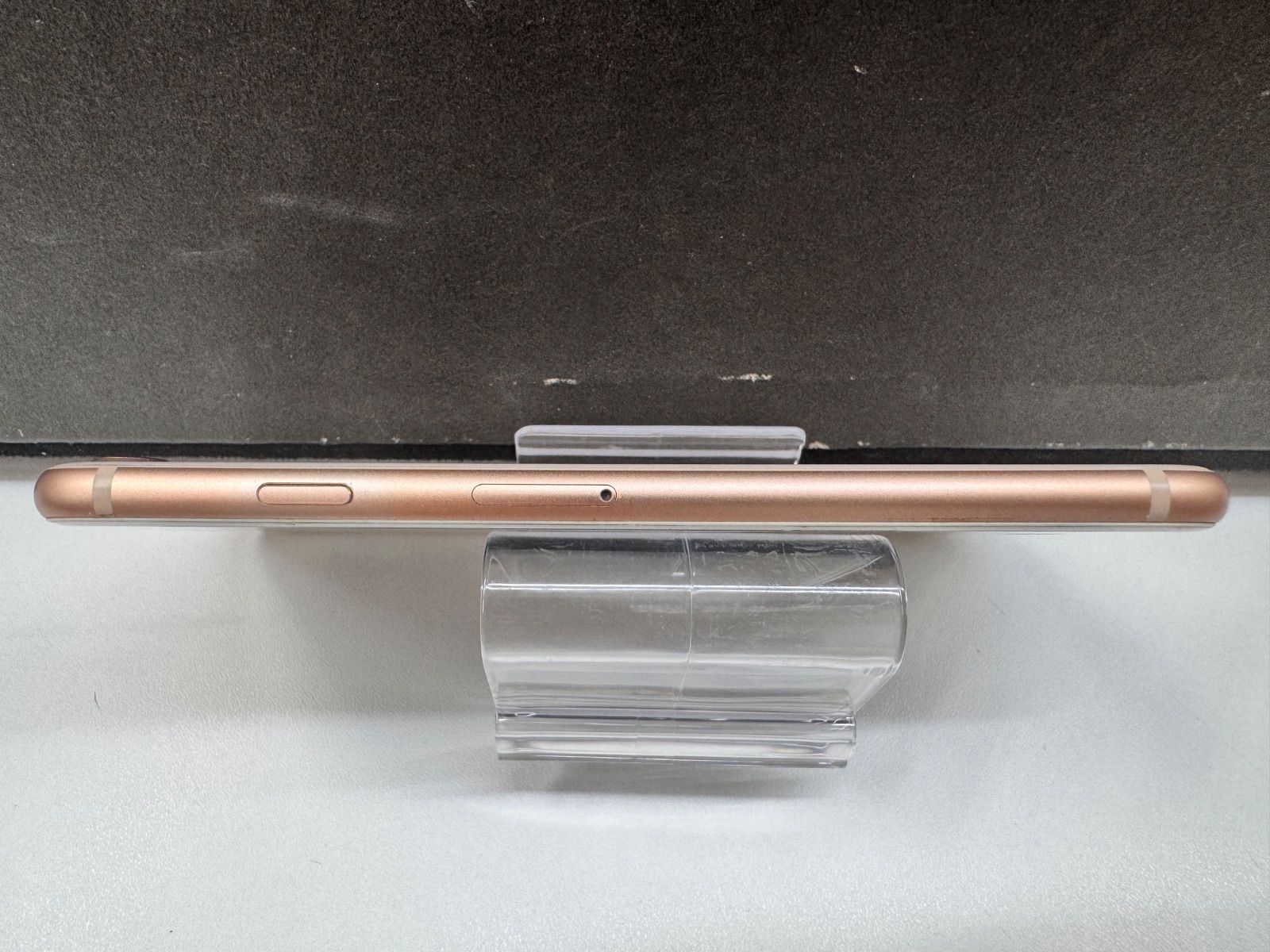 ジャンク品】iPhone8 卸売 ゴールド/64GB