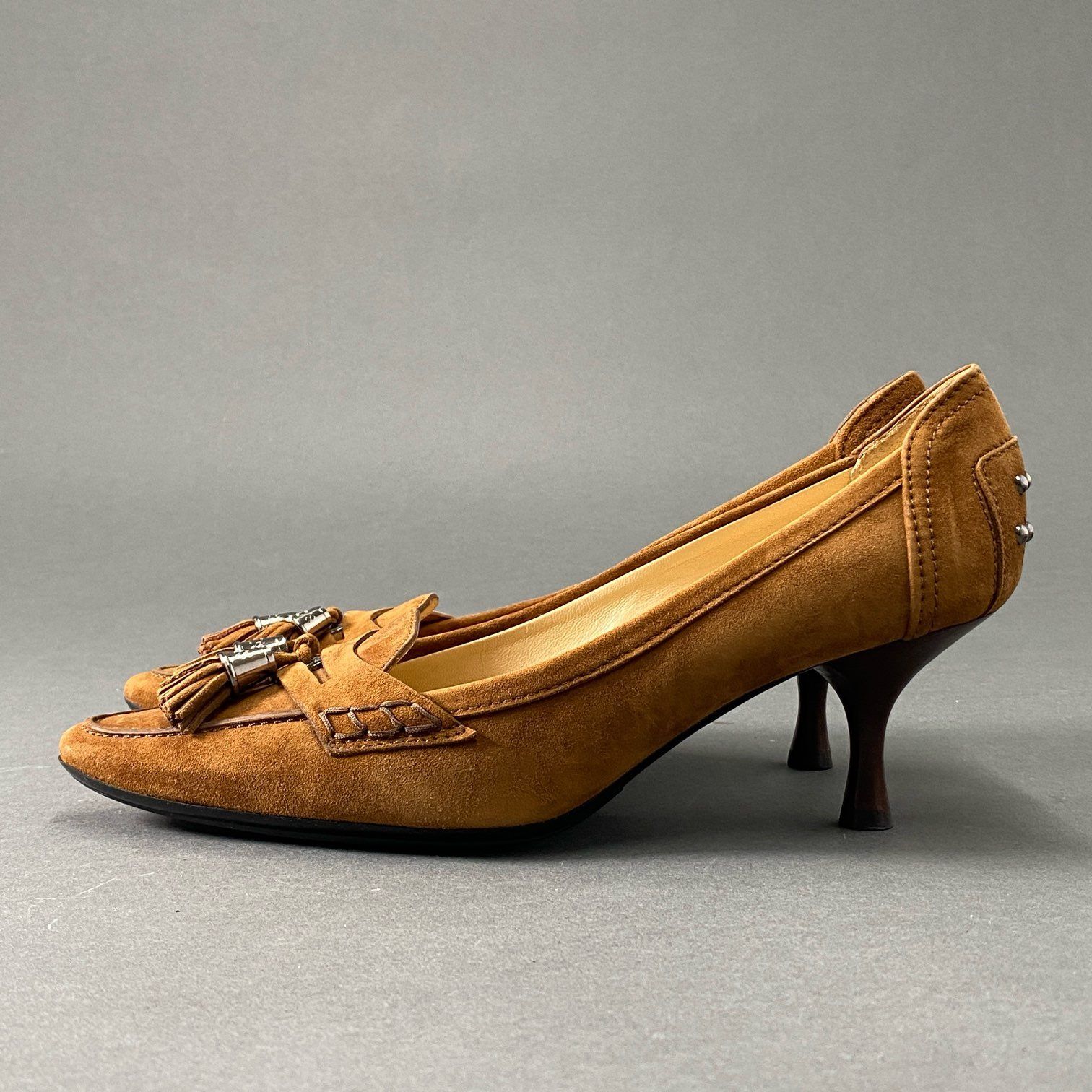 オリジナル 販売 TOD'S トッズ ブラウン タッセル付き パンプス 美品