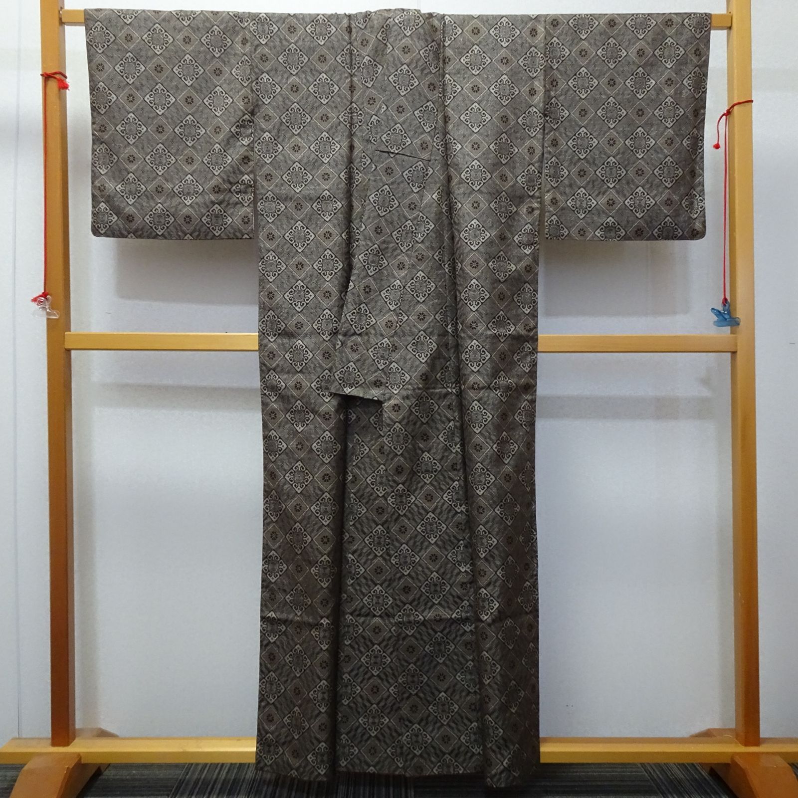龍郷大島紬　アンティーク 大島紬 龍郷柄 ゆったりサイズ - からん::アンティーク着物