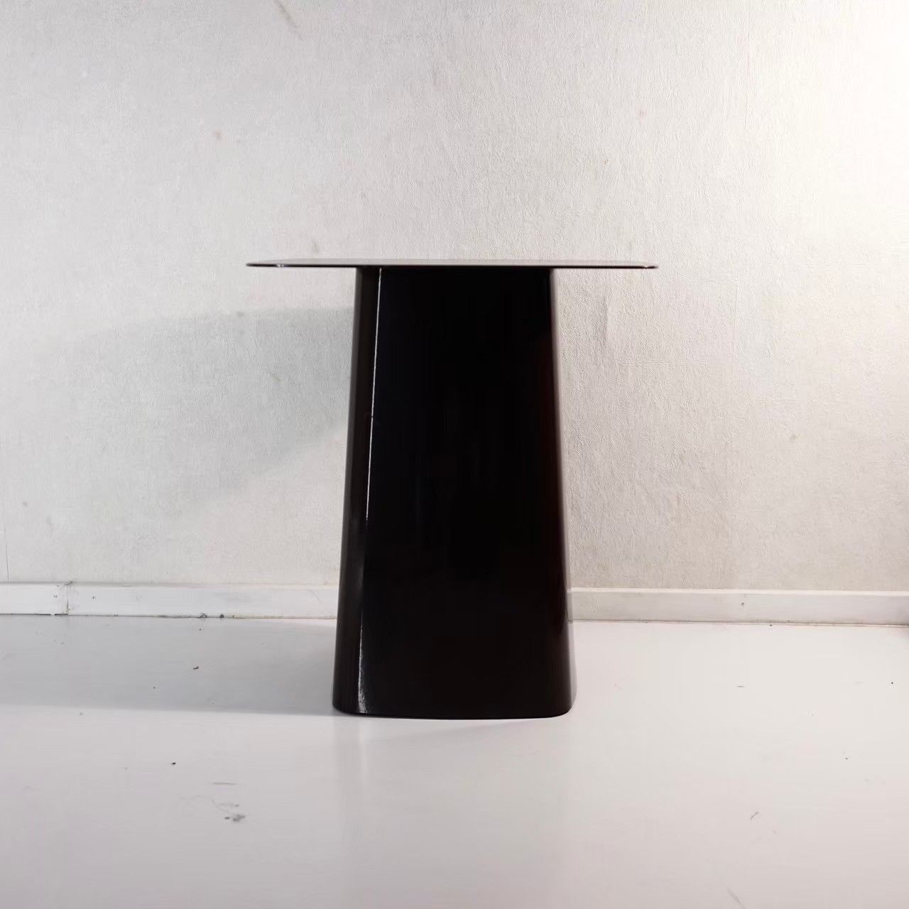vitra メタルサイドテーブル