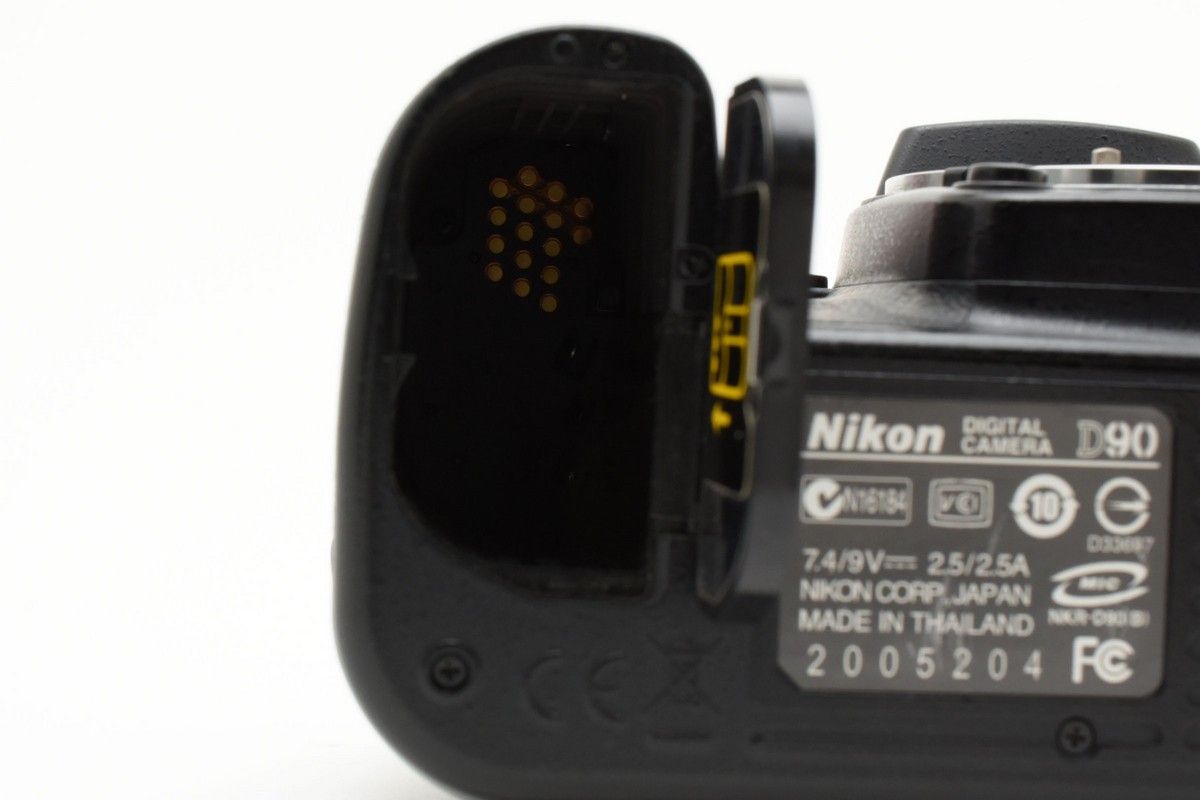 良品】Nikon ニコン D90 工場 ボディ 一眼レフカメラ ☆良品☆ Nikon