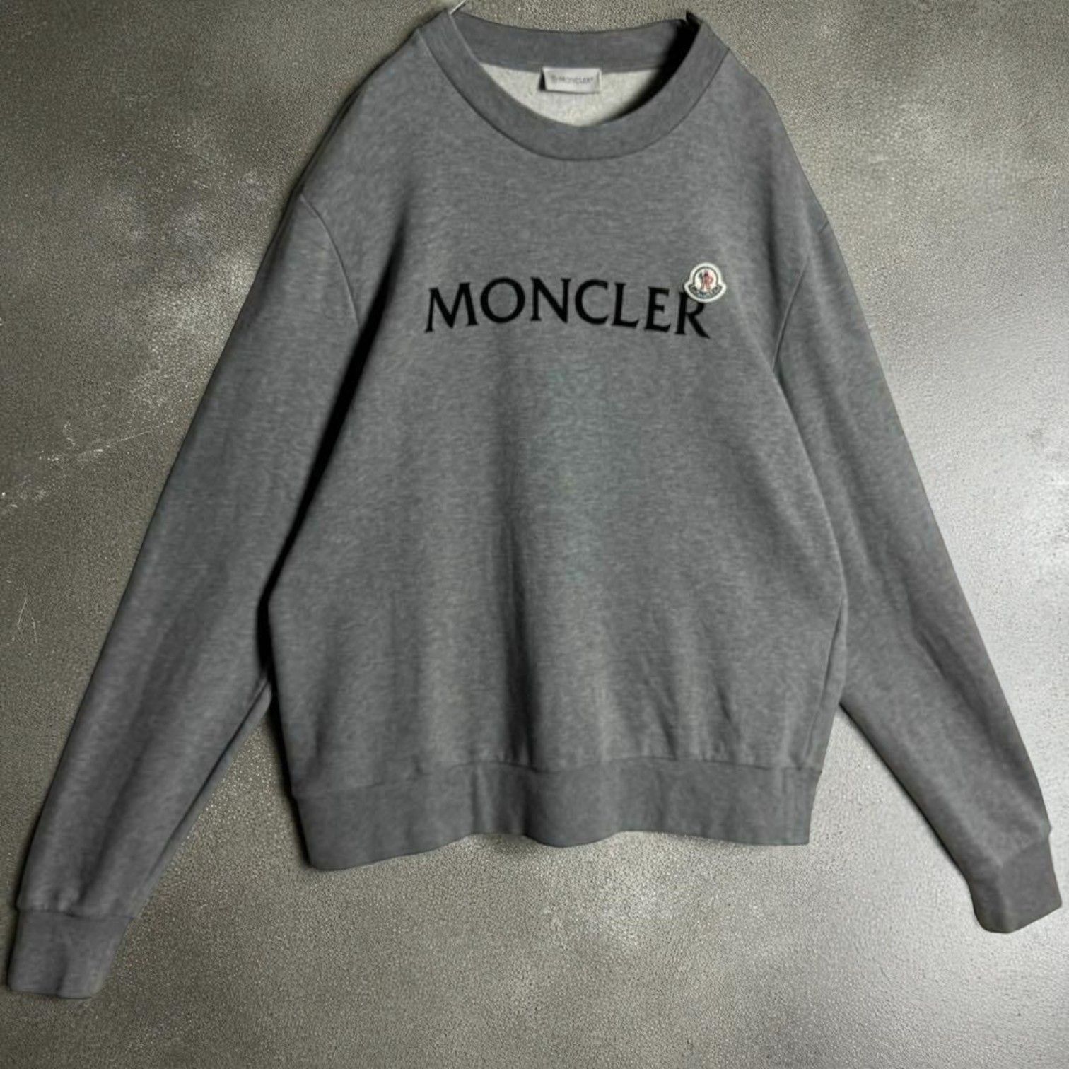 定価10万円!!☆新品未使用タグ付き☆MONCLER Lettering Logo 定価10万円!!☆新品未使用タグ付き☆MONCLER Lettering Logo