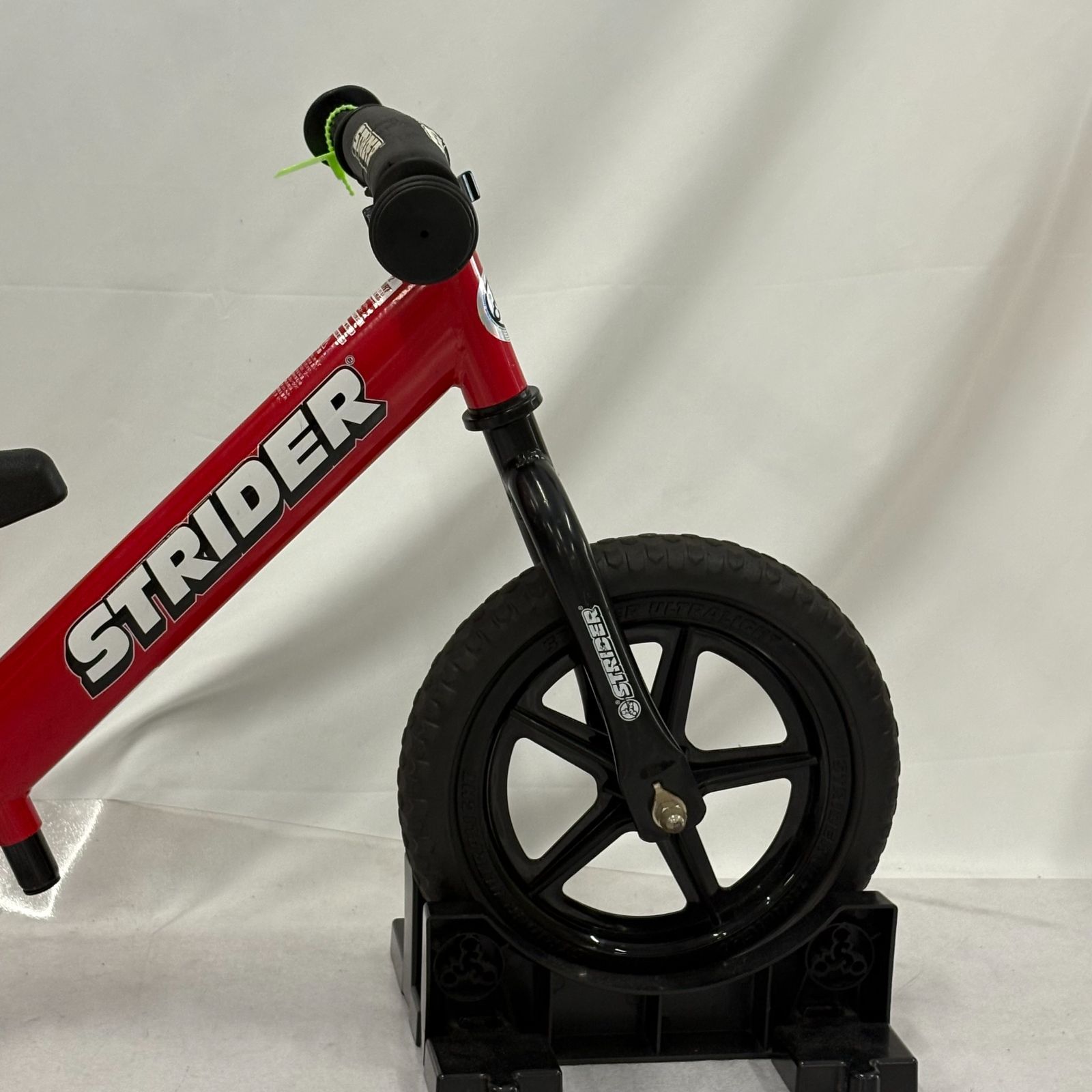 ⭐️美品ストライダー スポーツ STRIDER 12インチ レッド 美品】ストライダー スポーツモデル レッド 12インチ - メルカリ