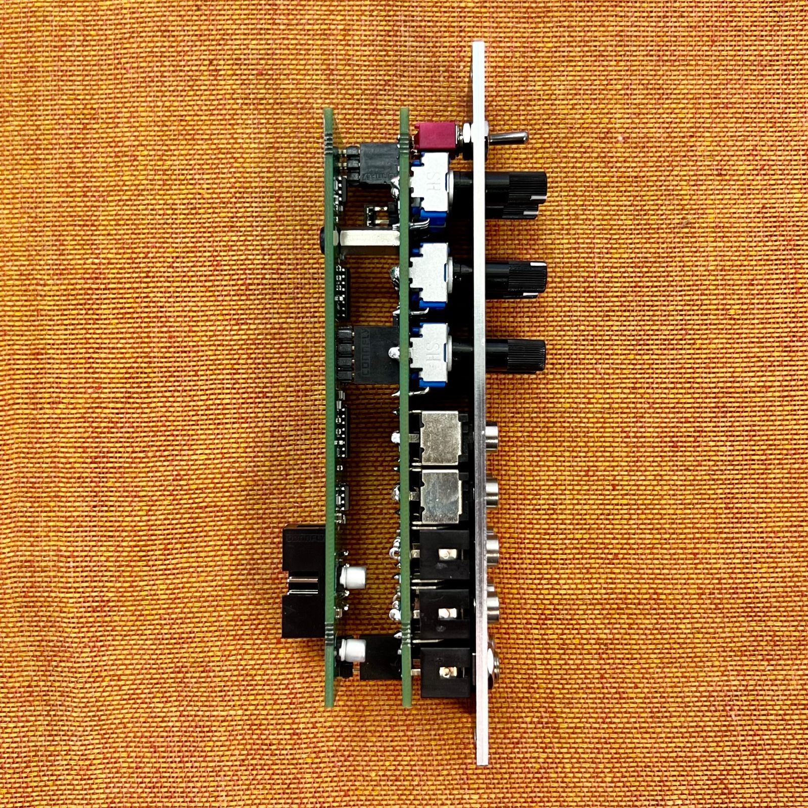 ADDAC System: ADDAC604 Dual Filter - メルカリ