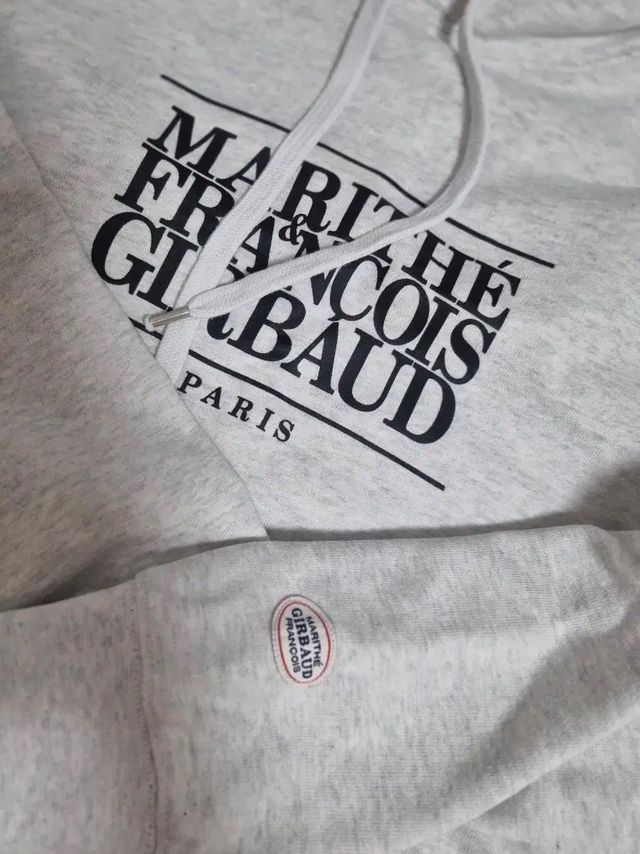 Tシャツ light