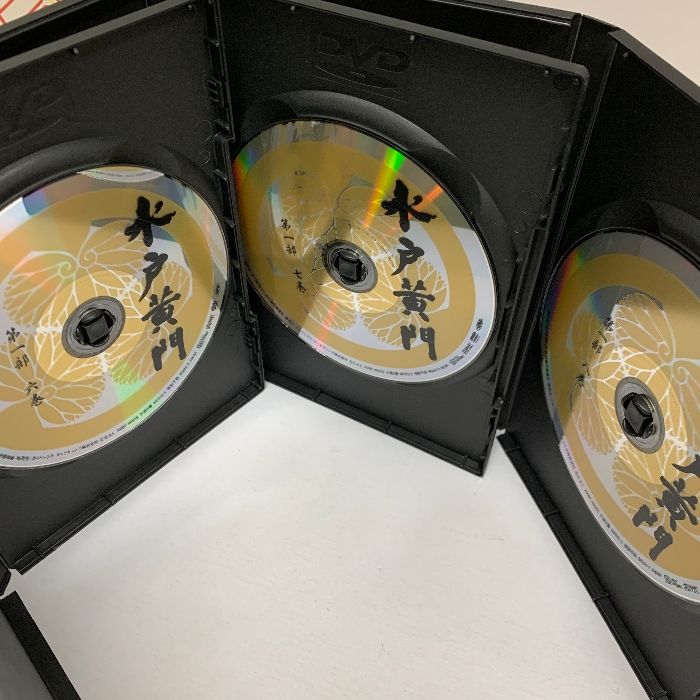 水戸黄門 DVD-BOX 第一部〈8枚組〉 水戸黄門DVD-BOX 第一部 Avex Entertainment 東野英治郎/杉