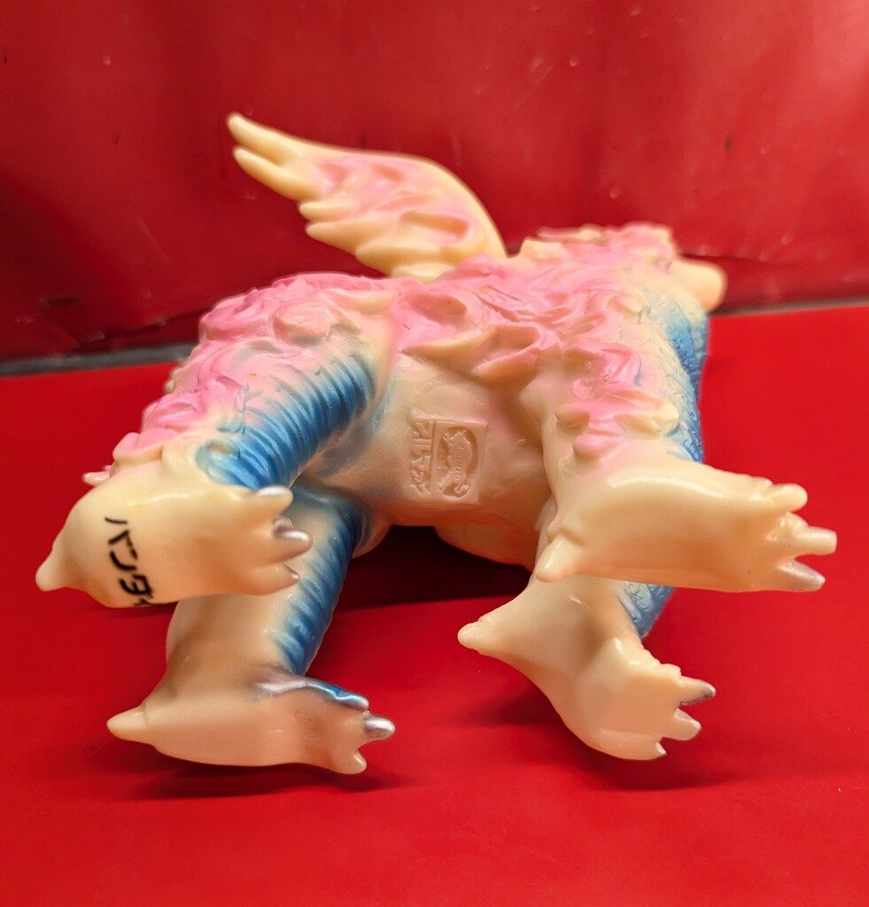 ピンクスプレー