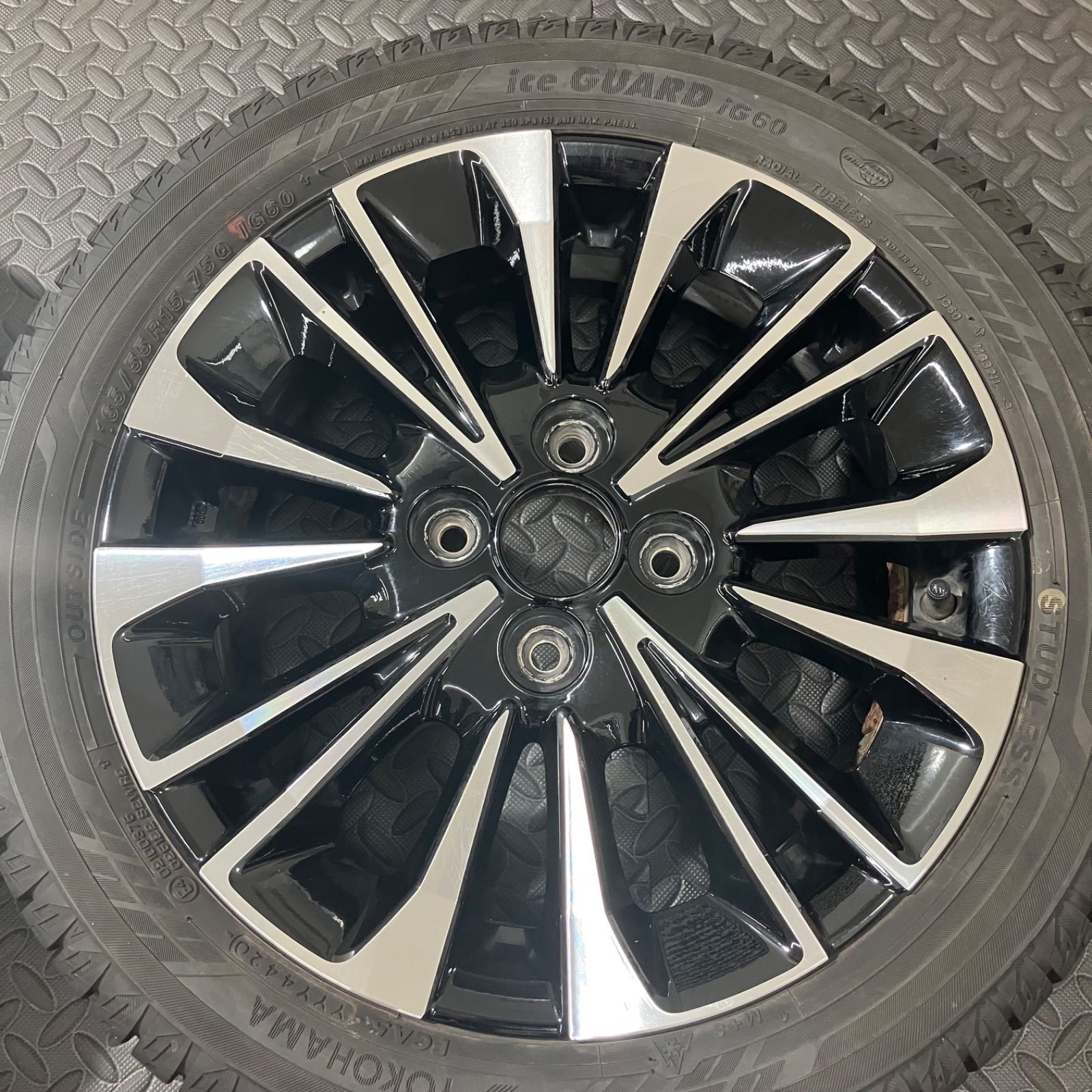 ヨコハマ アイスガードIG60