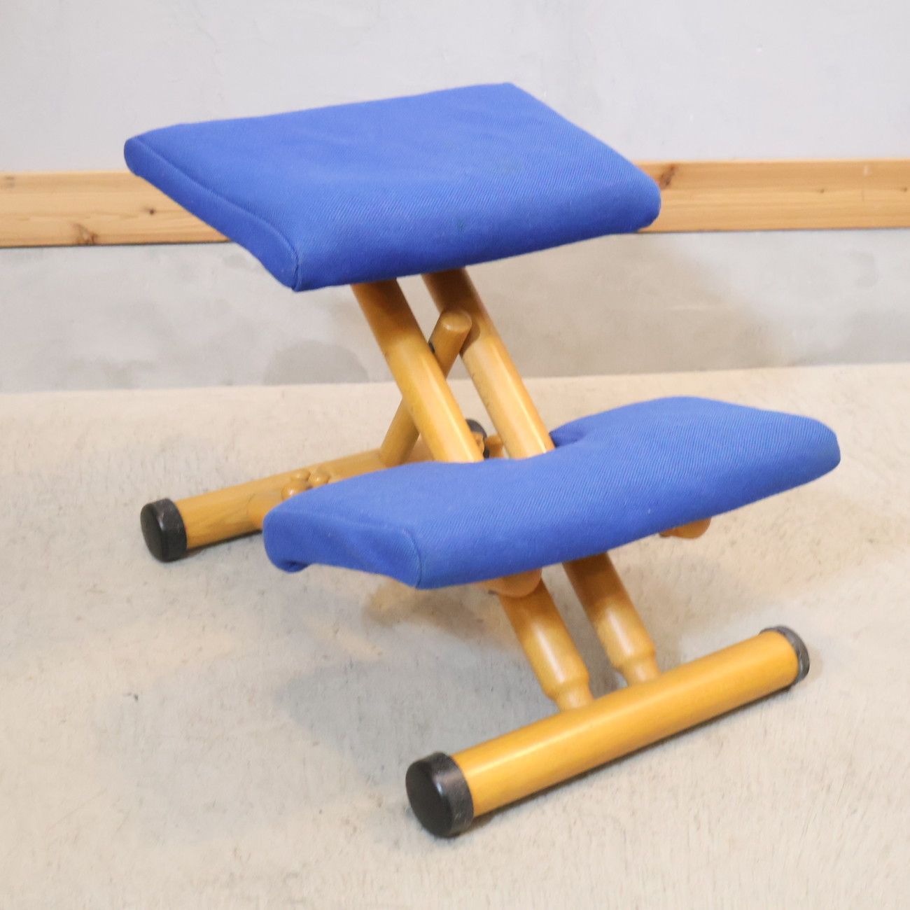 バランスチェアー