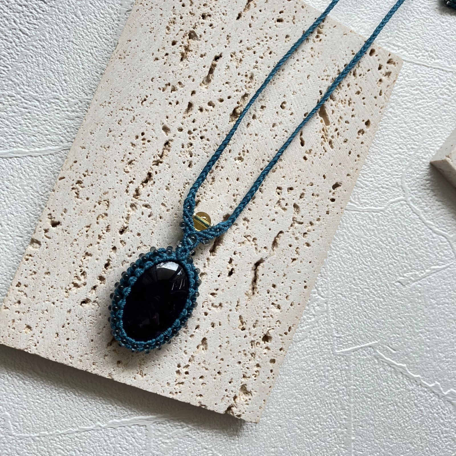 アメジストとシトリンのマクラメ編みネックレス ペンダント