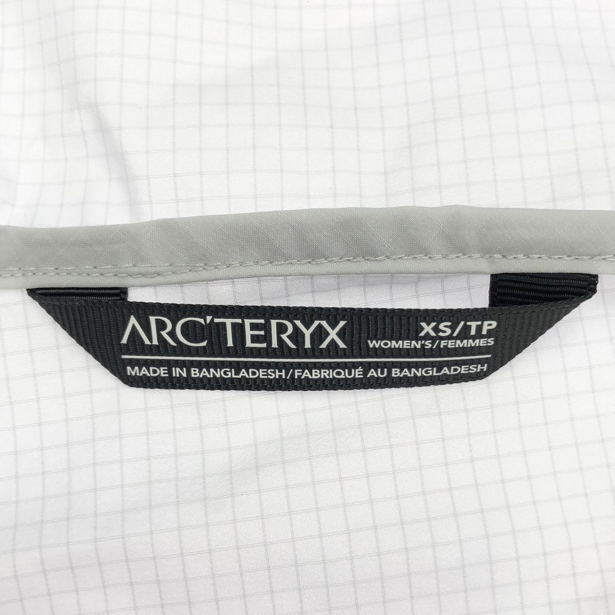 ライトグレー系