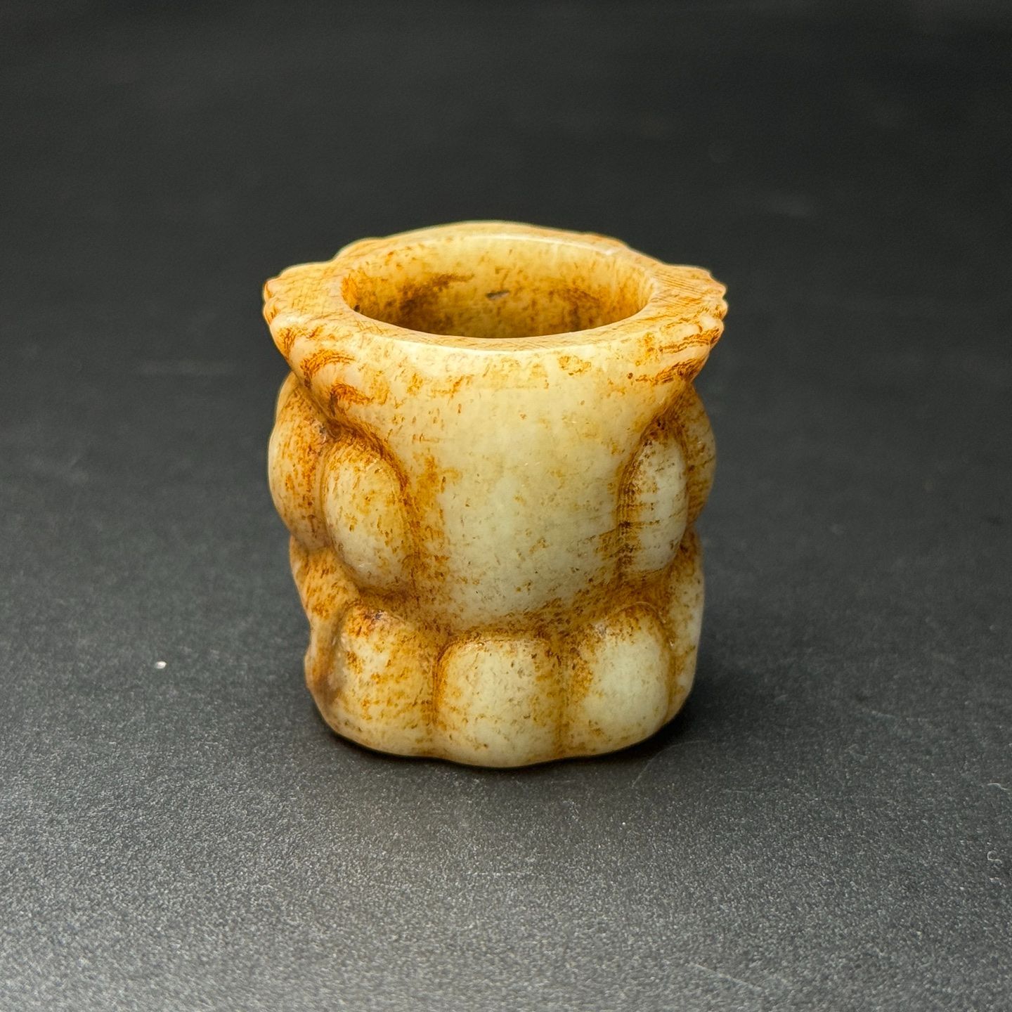 旧家蔵出し 和田玉細密彫 高古件 獣面紋 指輪 根付 裝身具 置物 賞物