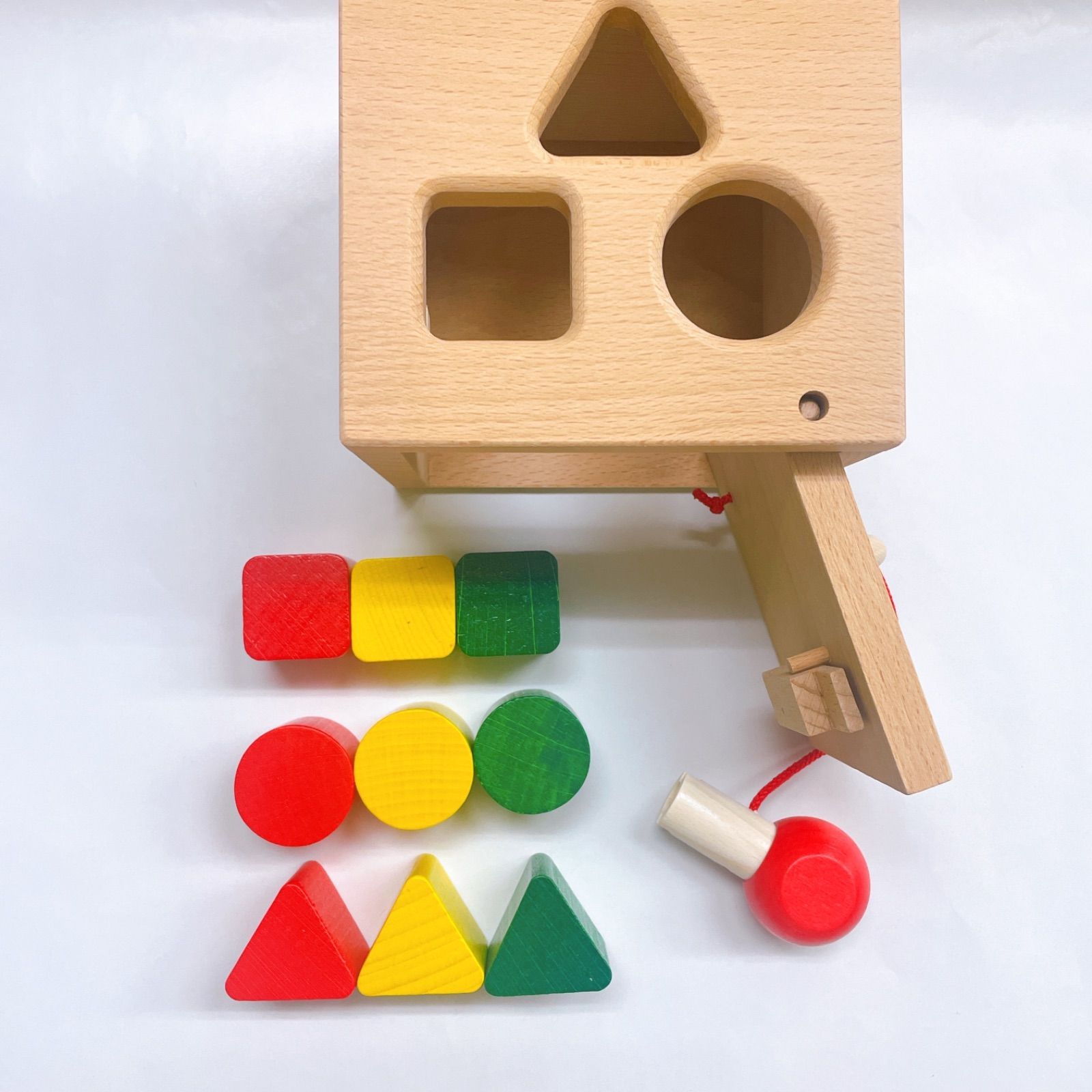 キーボックス　ニック社　知育玩具　木製　おもちゃ　型はめ　プレゼント　新品未使用