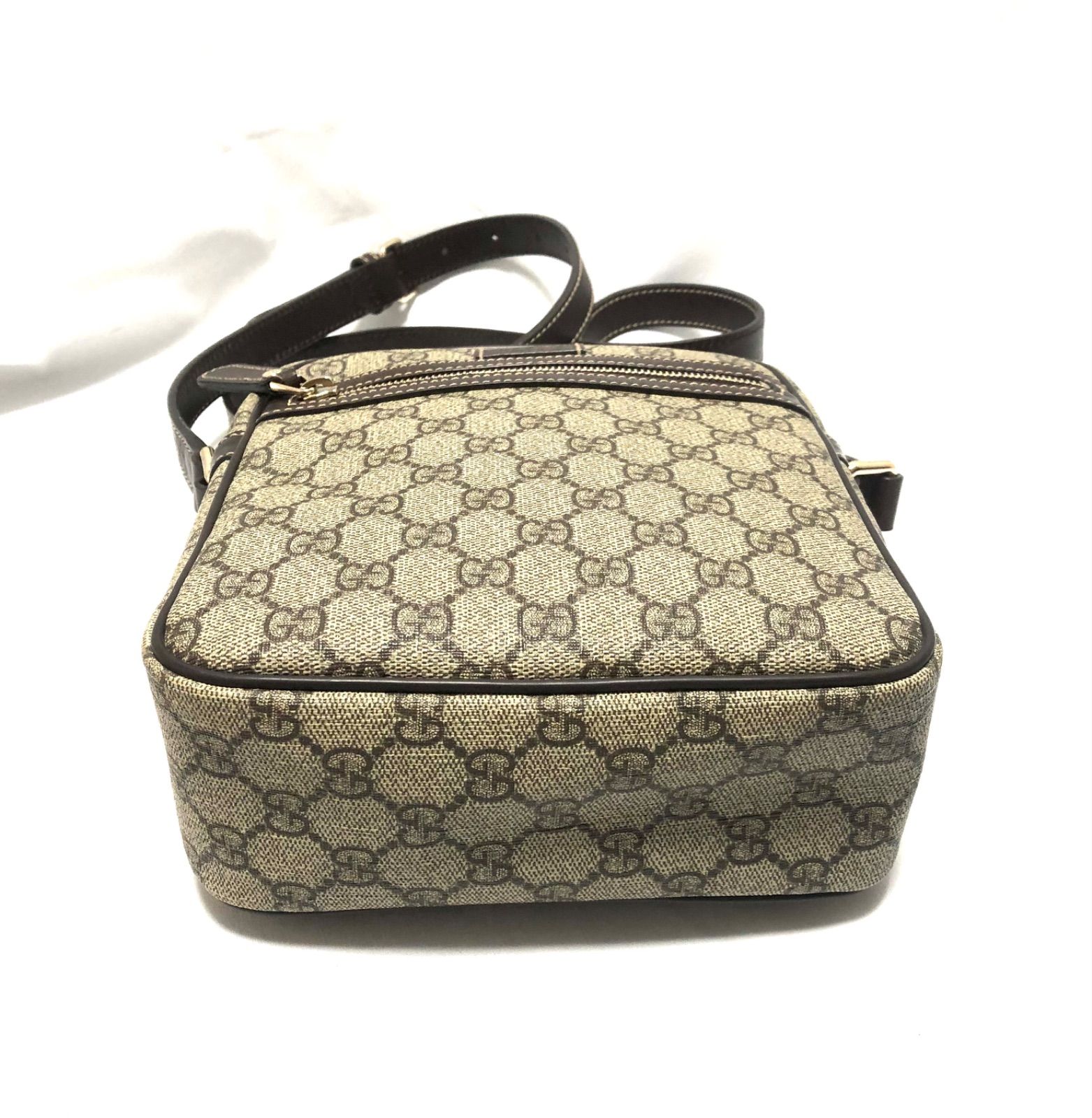 確実正規品 GUCCI ショルダーバッグ 斜め掛け GGスプリーム 0411