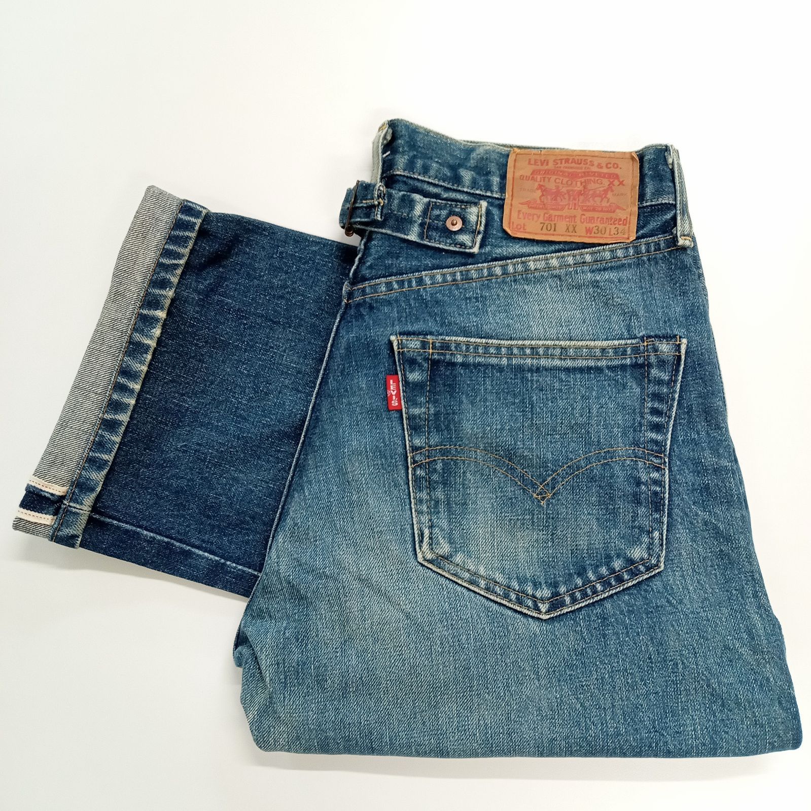 LeviLevis リーバイス 701xx デニム BIG E 赤耳 W30 / L34 - デニム/ジーンズ デニム/ジーンズ