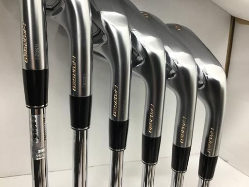 【中古】ダンロップSRIXON ZXi5 5S アイアンセット　メンズ右利き用 中古】ダンロップSRIXON ZXi5 5S アイアンセット メンズ右利き用