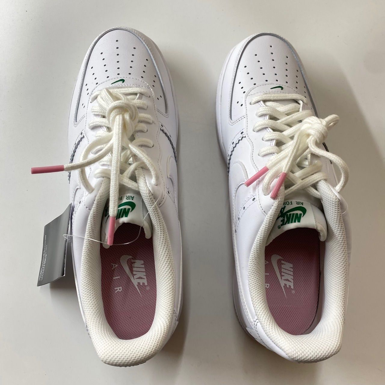 ナイキ　エアフォース1 07 LV8 ND2 人気 NIKE AIR FORCE 1 07 LV8 ND2 スニーカー 男女兼用 (Nike