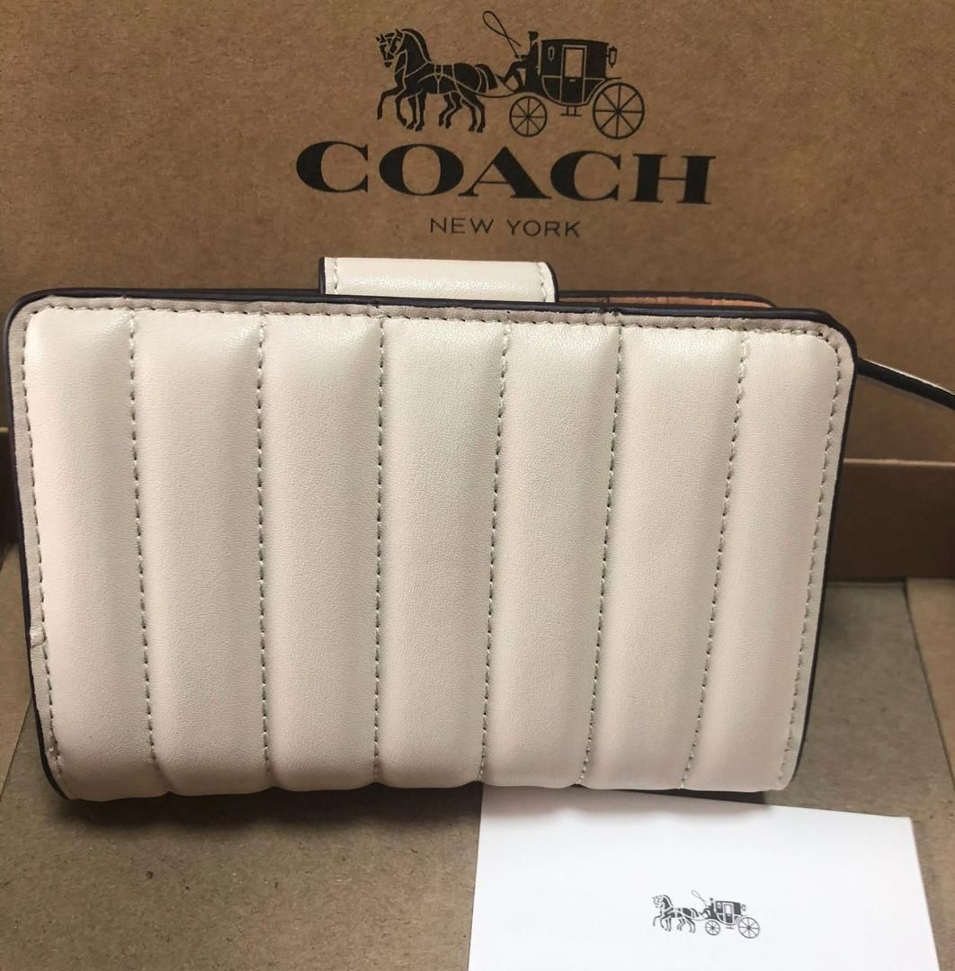 COACH コーチ 新品 ホワイト キルティング 折り財布 レディース 財布 