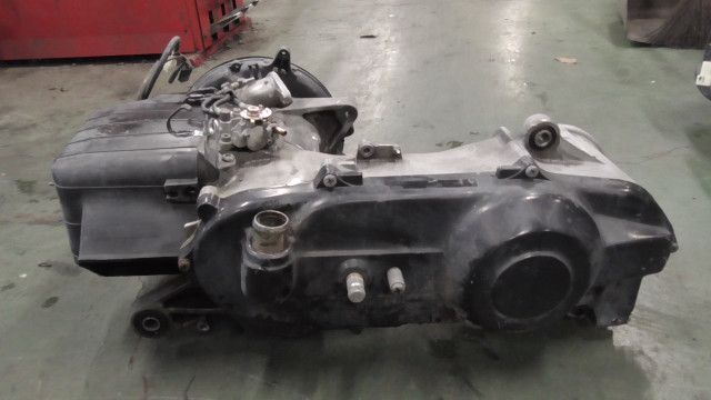 リッチな アドレスV100 CE11A-237xxx の エンジン 1761278965 高品質！