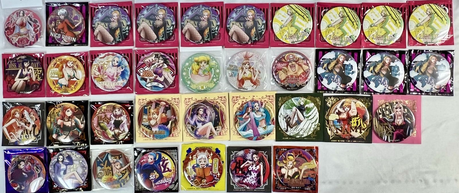ワンピース 輩缶バッジ 女性キャラ28種36個セット まとめ売り