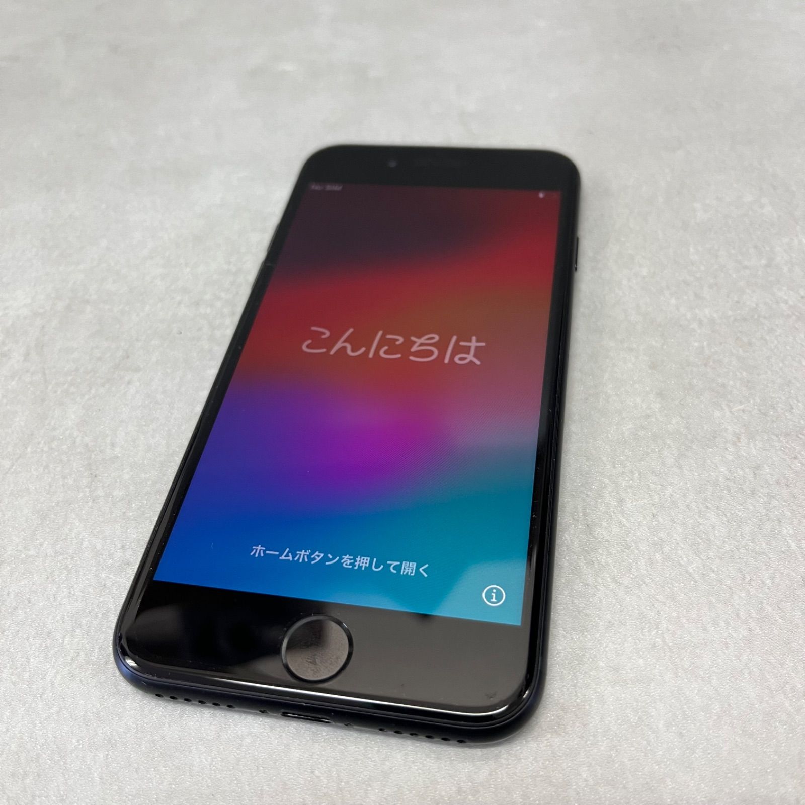 iPhone ES 第3世代　64GB ミッドナイト