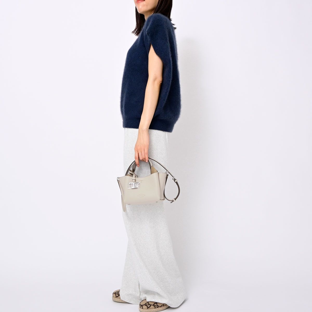 新品 トッズ TOD'S トッズ レザー バッグ マイクロ ショルダーバック