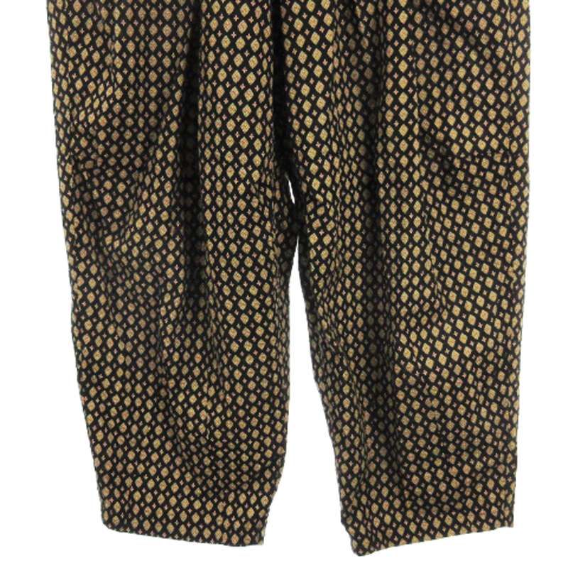 タイトブース　パンツ　M　総柄 タイトブースパンツM総柄
