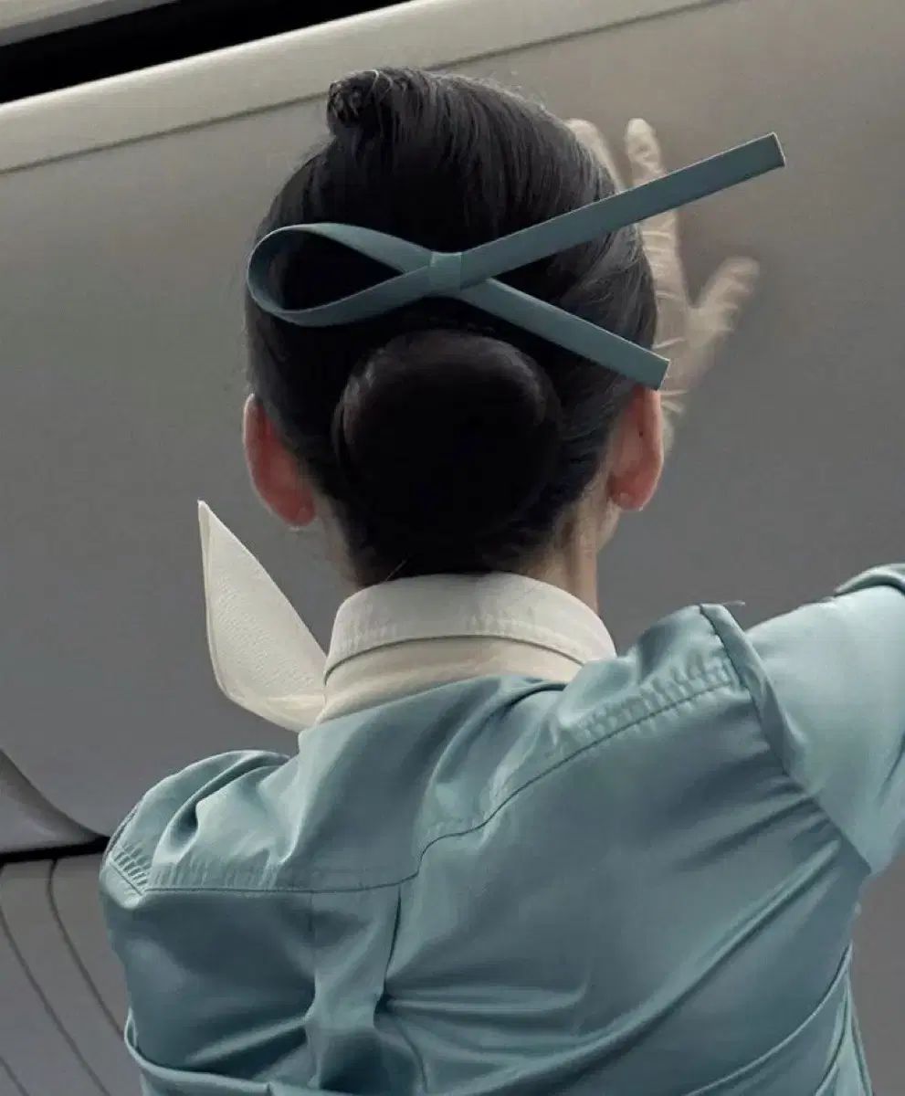 【雷市場（ポンジャン）商品韓国直送】 大韓航空 乗組員 ヘアピン