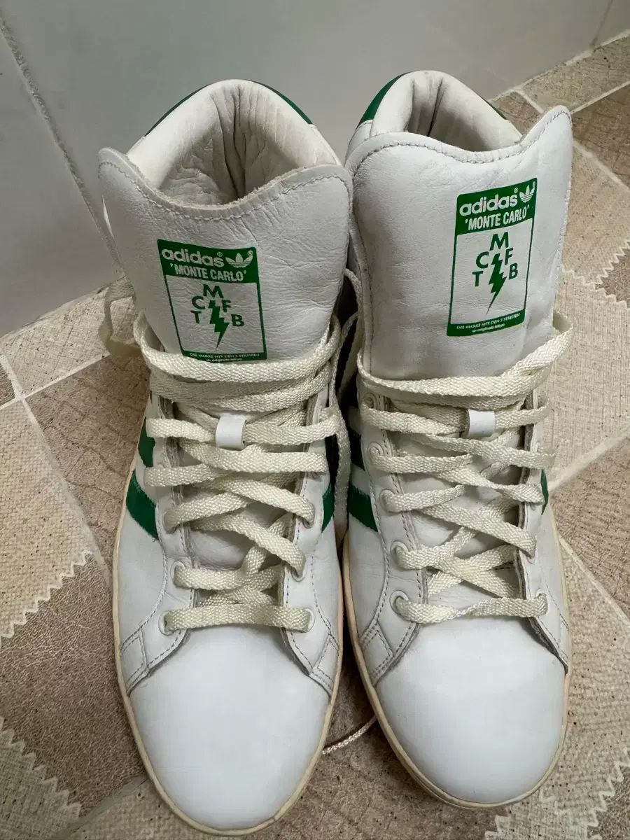 アディダス モンテカルロ ミッド 275 サイズ